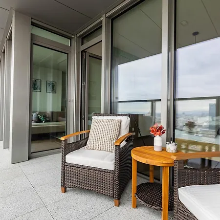 Eurovea Tower - Luke Danube 24 Appartement