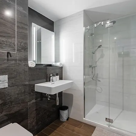 Eurovea Tower - Luke Danube 24 Appartement *