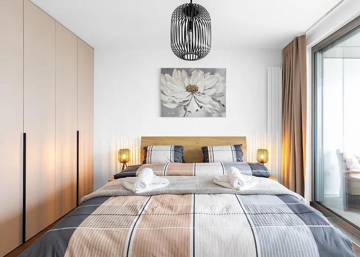 Eurovea Tower - Luke Danube 24 *