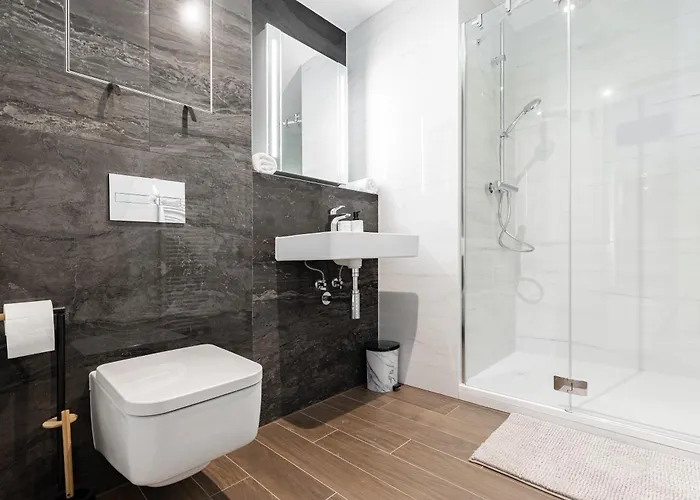 Eurovea Tower - Luke Danube 24 براتسيلافا